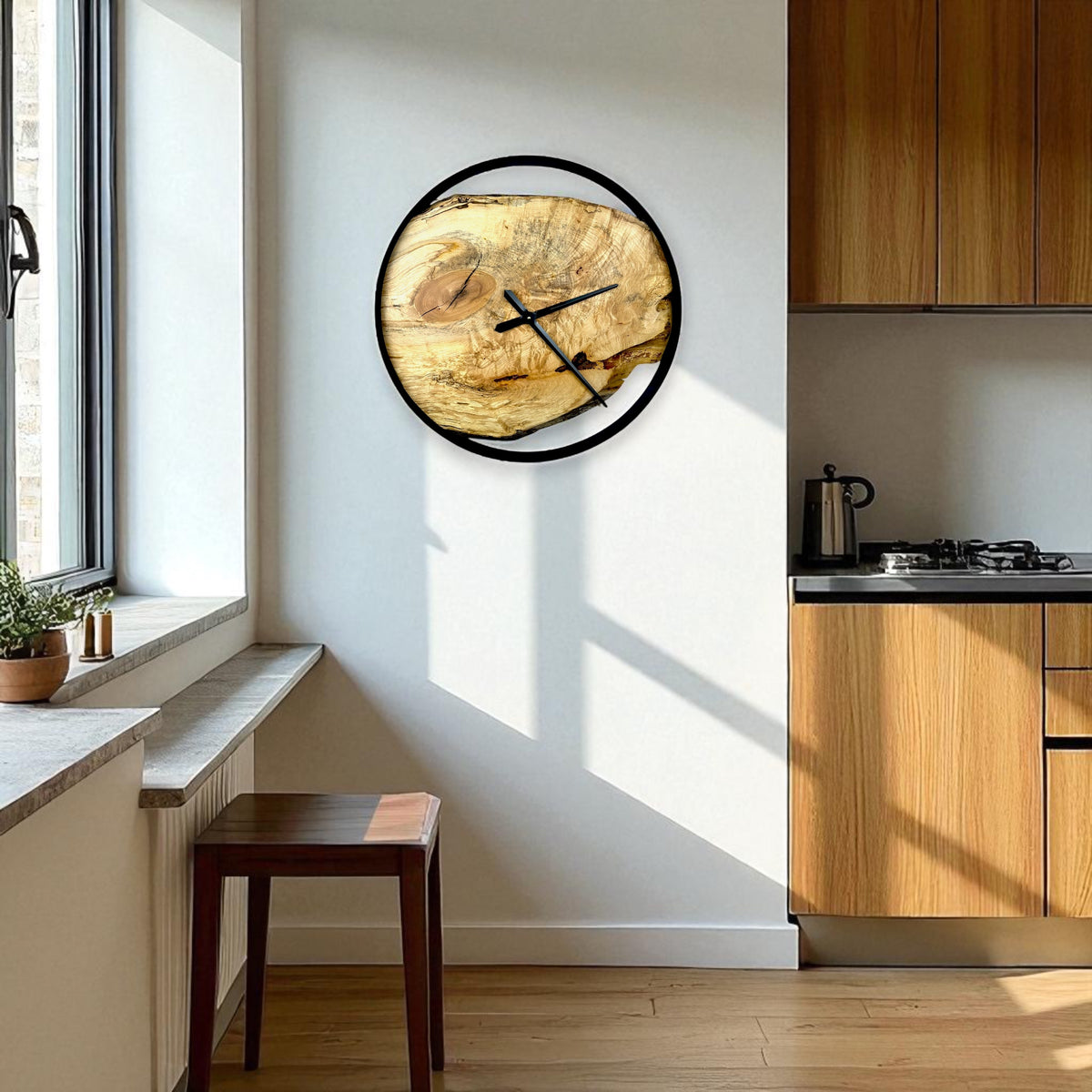 Hard Maple Wall Clock – 24" Diameter  No.2406