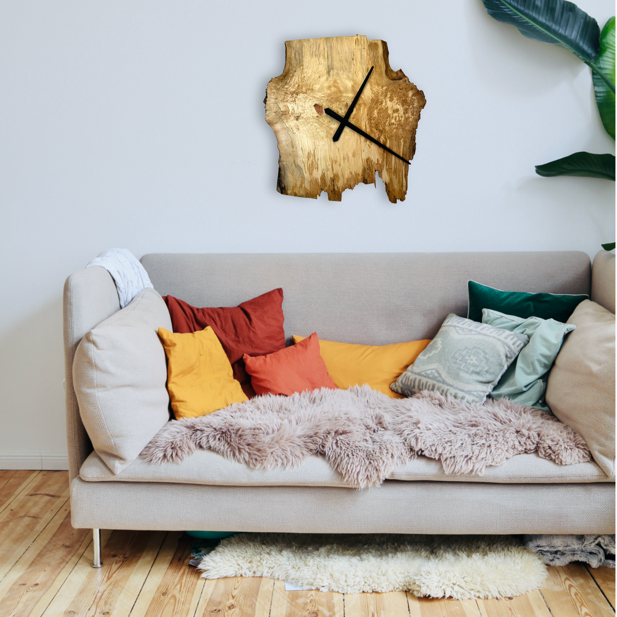 Box Elder Handmade Wall Clock - 21"x22" Freeform shape  No.CL227